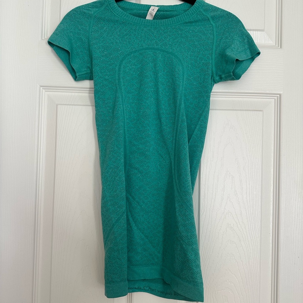 Lululemon Bali Breeze Swiftly tee